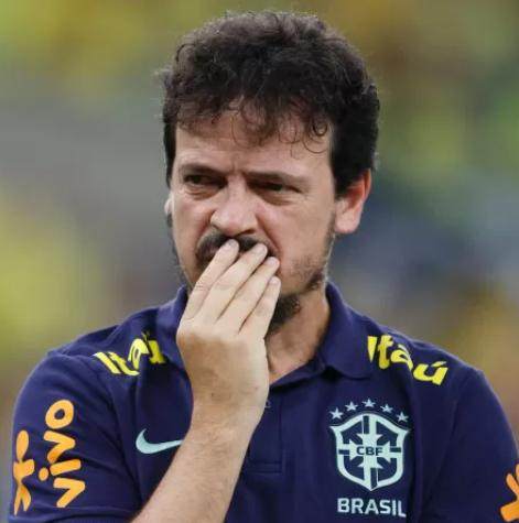 博鱼电竞官网-3连败 4场不胜 最后一舞 迪尼斯跳的非桑巴非探戈