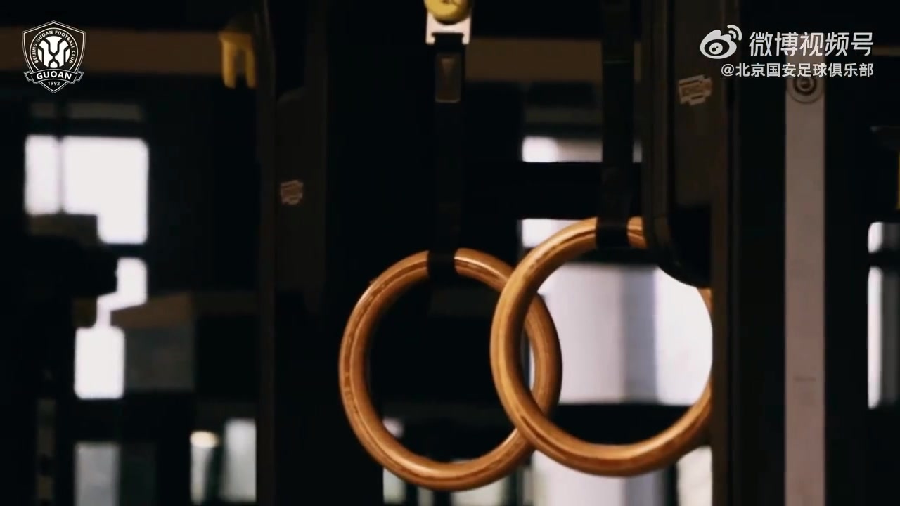 主教练正在热身？😕😕😕