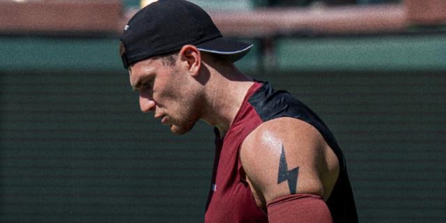 博鱼电竞-卫冕冠军德雷珀击败德约，逆转进印第安维尔斯八强