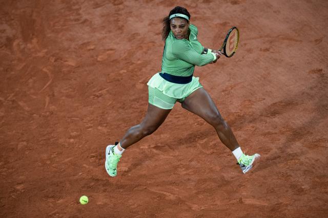 博鱼电竞-法网夜场首秀小威两盘胜贝古 战靴细节“表决心”